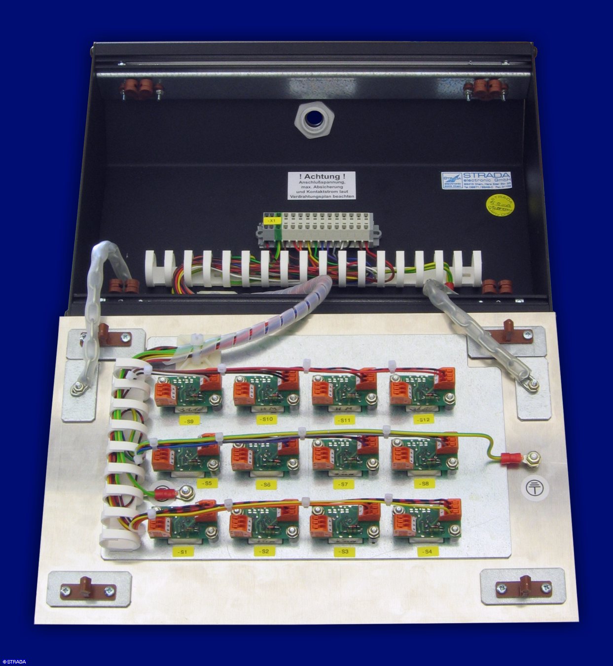 Tischpult, Bedienpult bzw Steuerpult Folienfront - Pultgeh&auml;use mit Folienfront