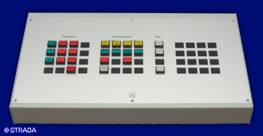 Tischpult, Bedienpult bzw Steuerpult Frontplatte Alu eloxiert - Pf&ouml;rtnerpult