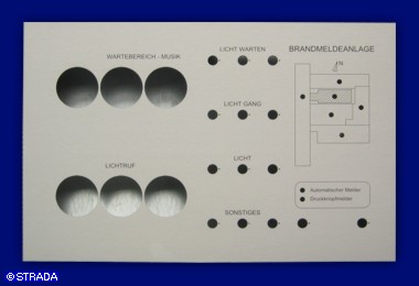 Geh�use und Frontplatten - Alu - Anzeige- und<BR>Bedientableau